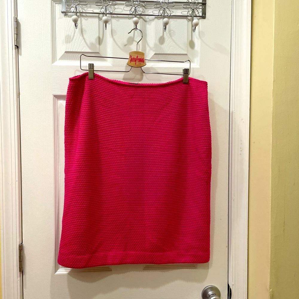St. John Knit Skirt in Hot Pink